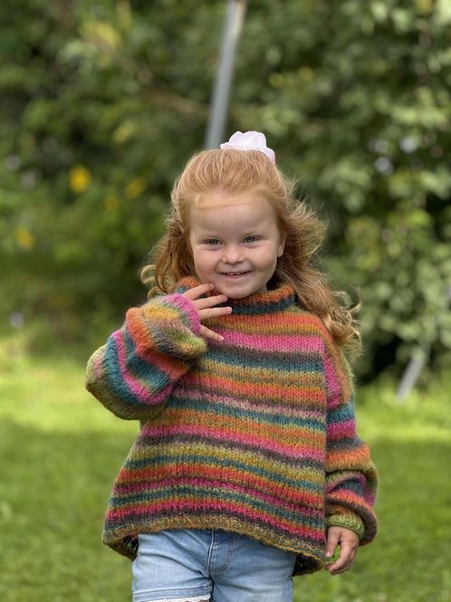 Hovedbilde Lettvint chunky genser, junior. Garnpakke.