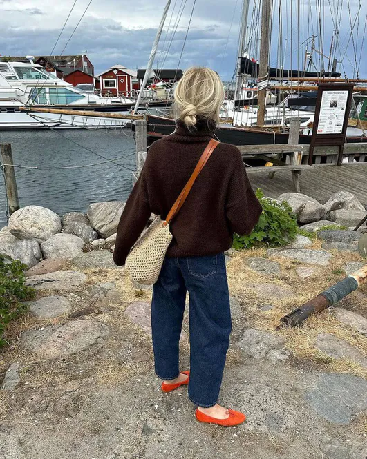 Hovedbilde Chestnut Sweater. Oppskrift