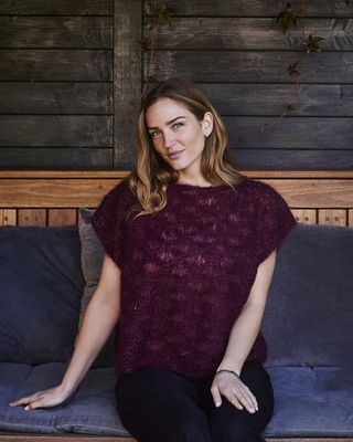 Bellissima topp med bølgemønster. Garnpakke