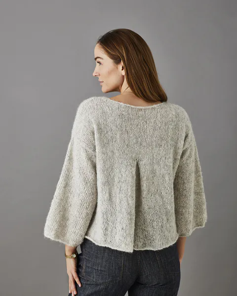 Hovedbilde Bluse med plissert rygg. Garnpakke