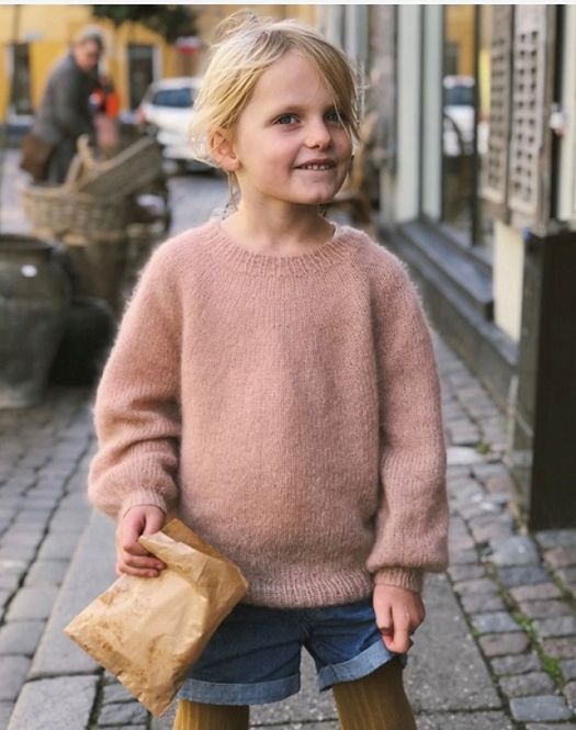 Hovedbilde Novice Sweater-Mohair Edition, junior. Oppskrift